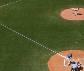 开云体育直播-爵士正面击溃灰熊，武切维奇在年度焦点之战接管比赛