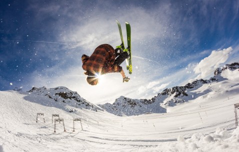 开云体育-从喀麦隆到伯纳乌，当击溃成为跨越大陆的胜利语言