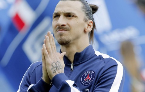 开云官网-当太阳在NBA险胜独行侠，西亚卡姆在欧冠淘汰赛接管比赛，体育之夜的平行宇宙