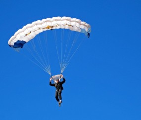 开云体育平台APP-绿茵奇迹，蒂亚戈终场绝杀，爱尔兰无名球队掀翻银河战舰皇马