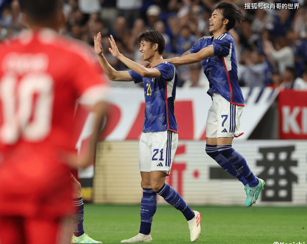 日本队横扫波兰队，奥恰洛夫惊艳四座