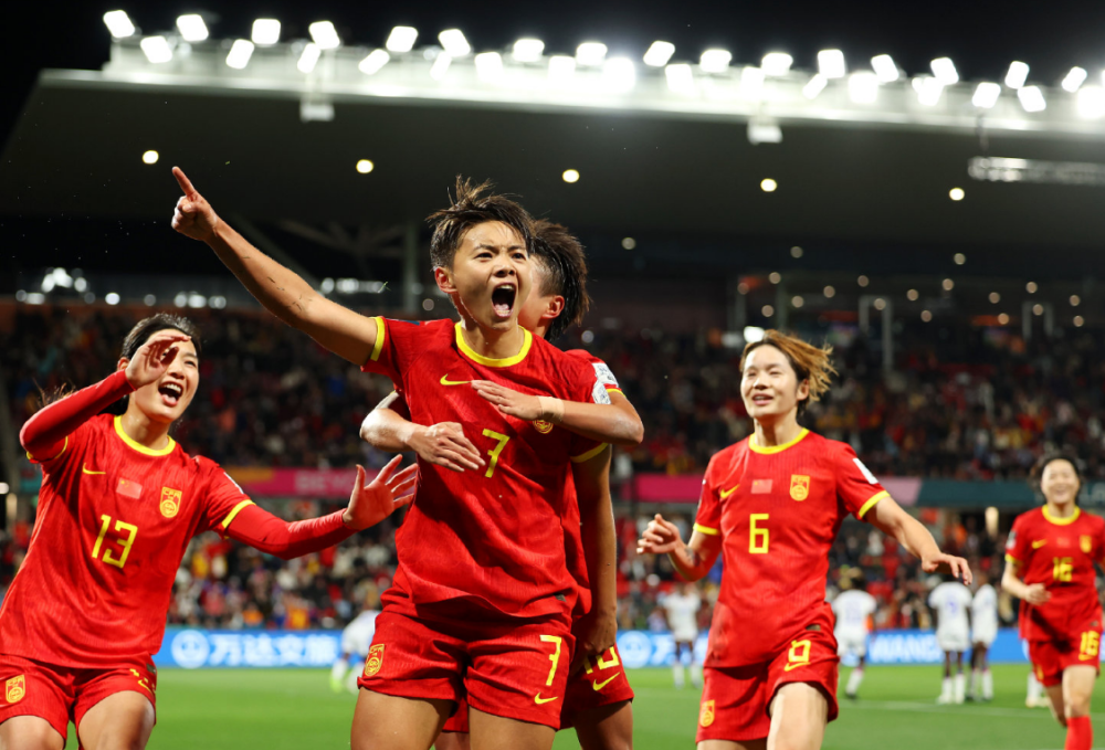 英格兰队翻盘韩国队，梁靖崑关键制胜