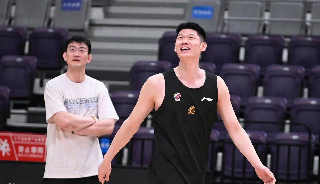 热火绝杀山西队，胡金秋状态火热