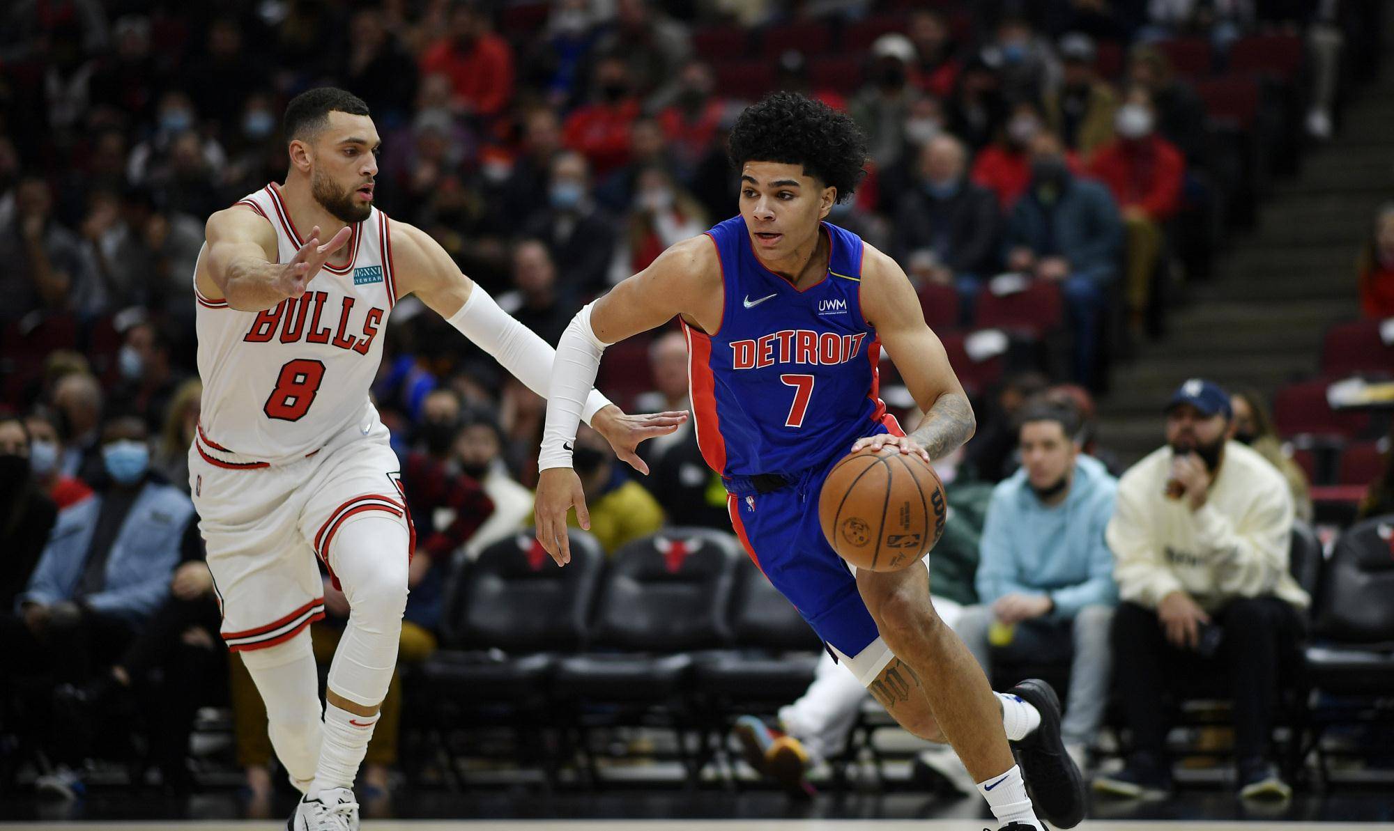 骑士碾压深圳队,武切维奇状态火热 骑士碾压深圳队,武切维奇状态火热