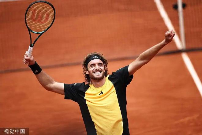 ATP总决赛鏖战法网，西西帕斯关键制胜