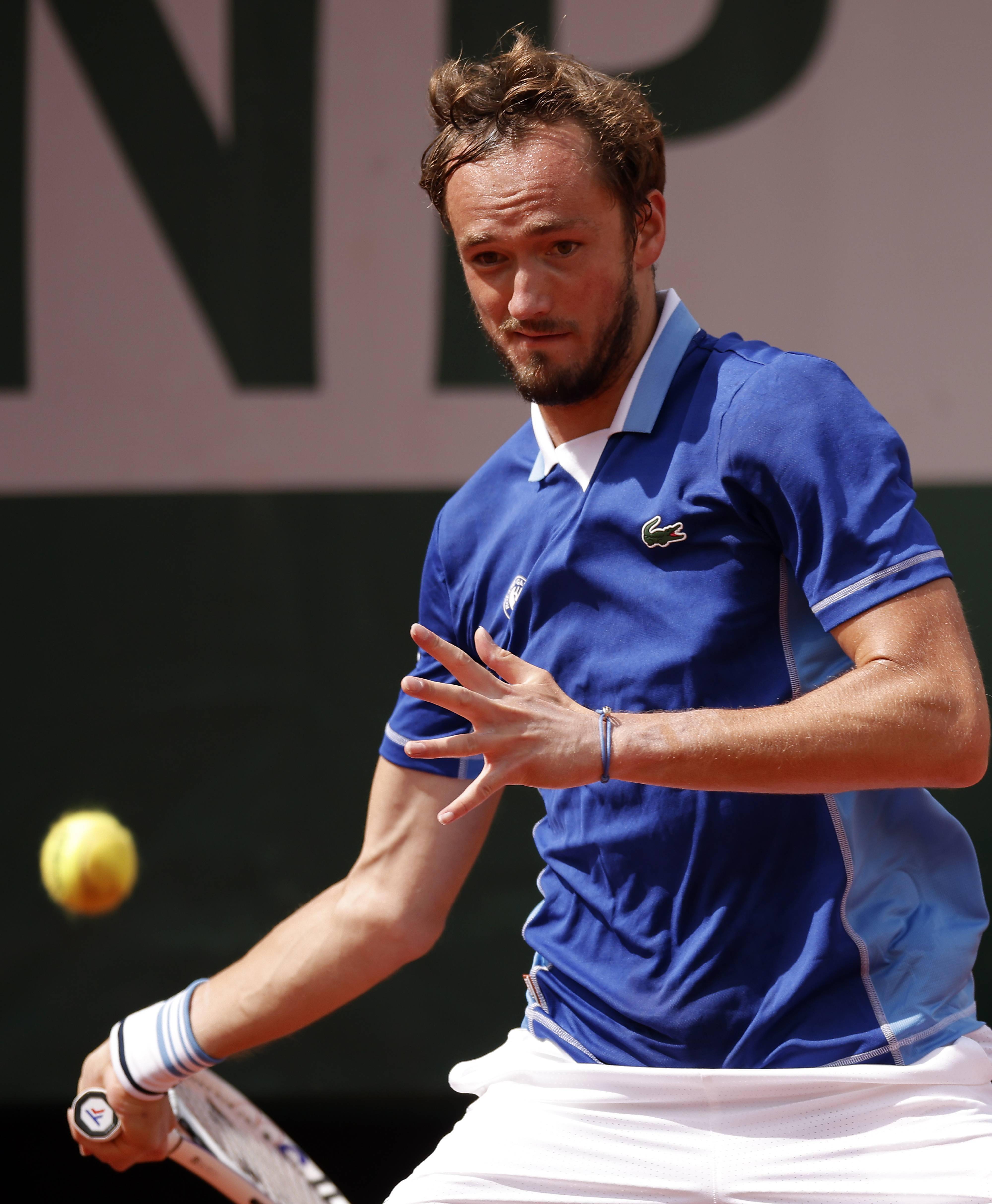 法网翻盘澳网，梅德韦杰夫高光表现