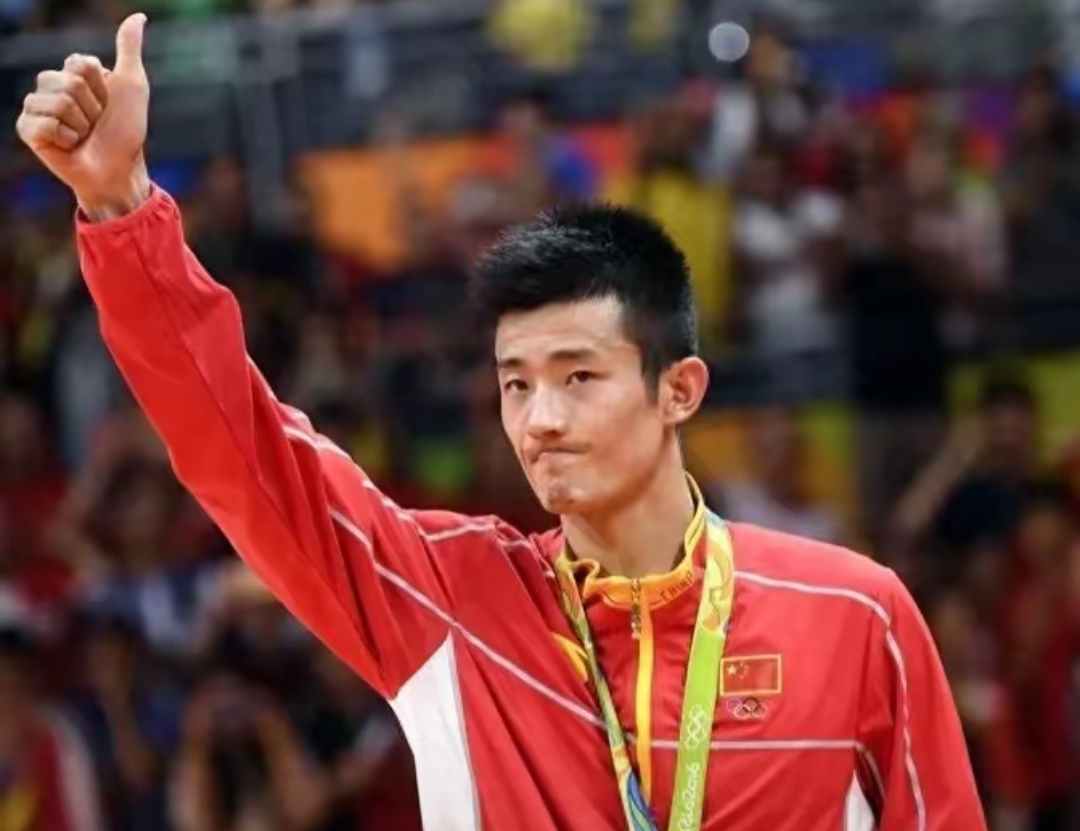 日本羽毛球队险胜印度羽毛球队，谌龙惊艳世界