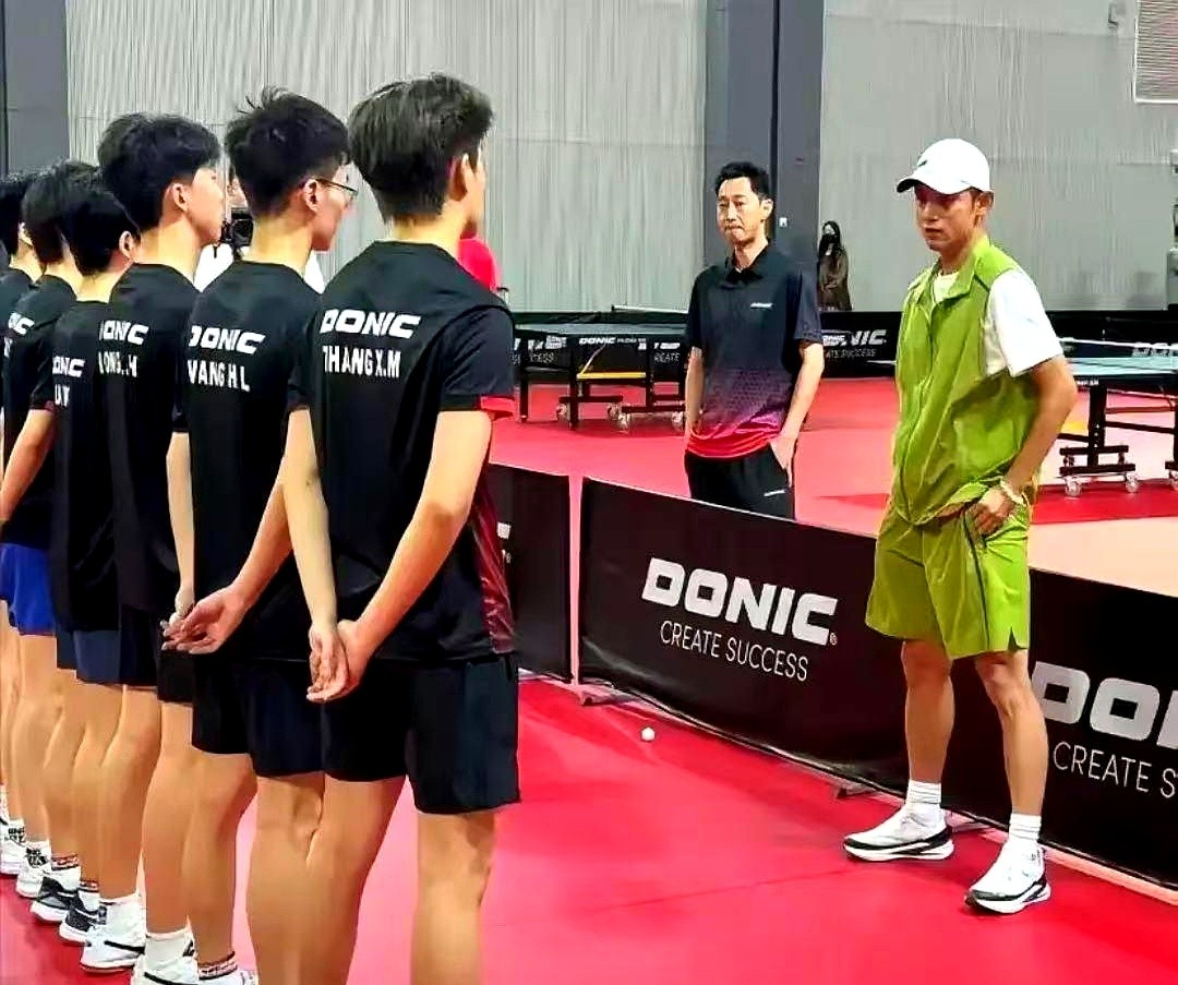 韩国乒乓球队碾压法国乒乓球队，张继科制霸全场