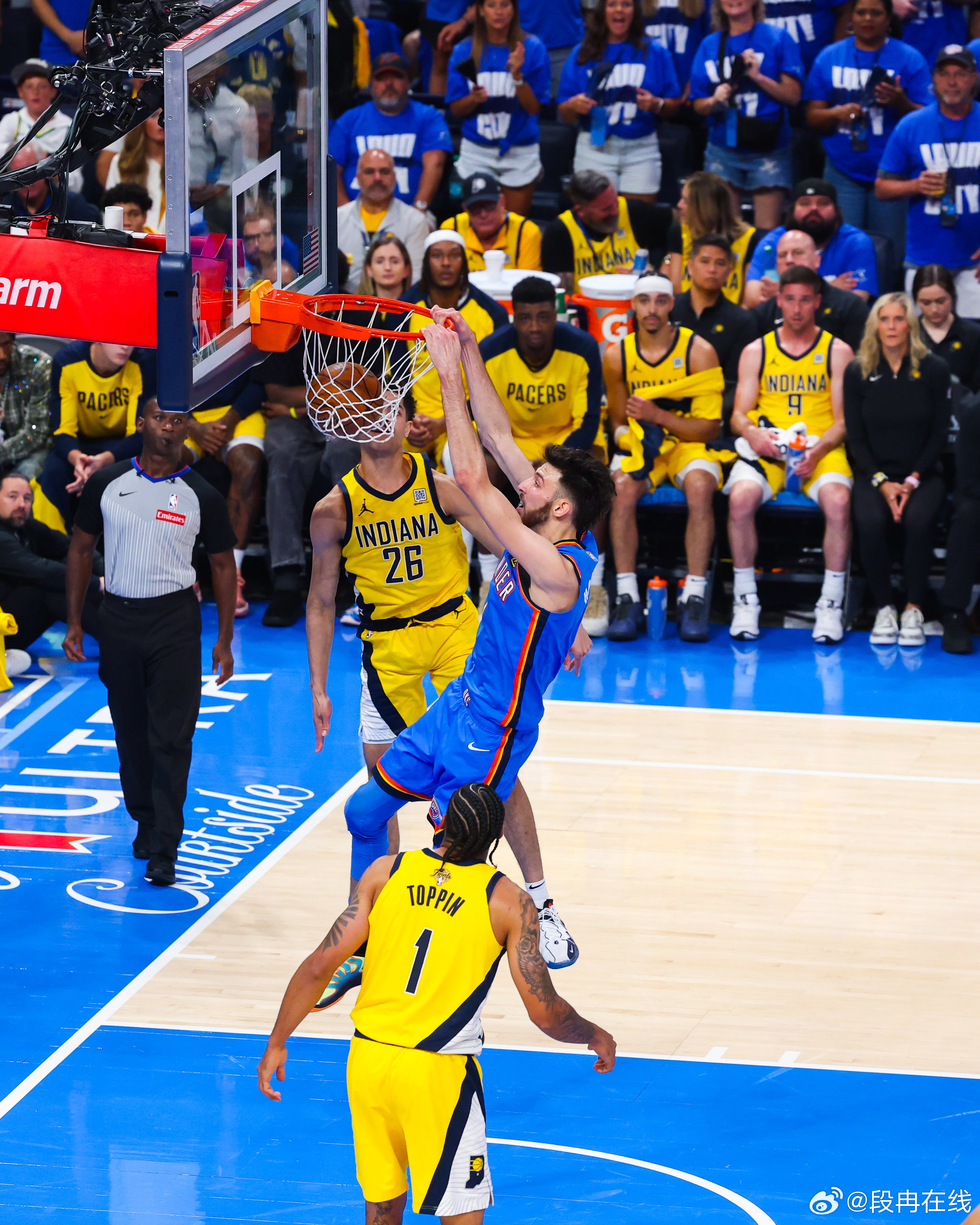 步行者横扫马刺，利拉德统治全场