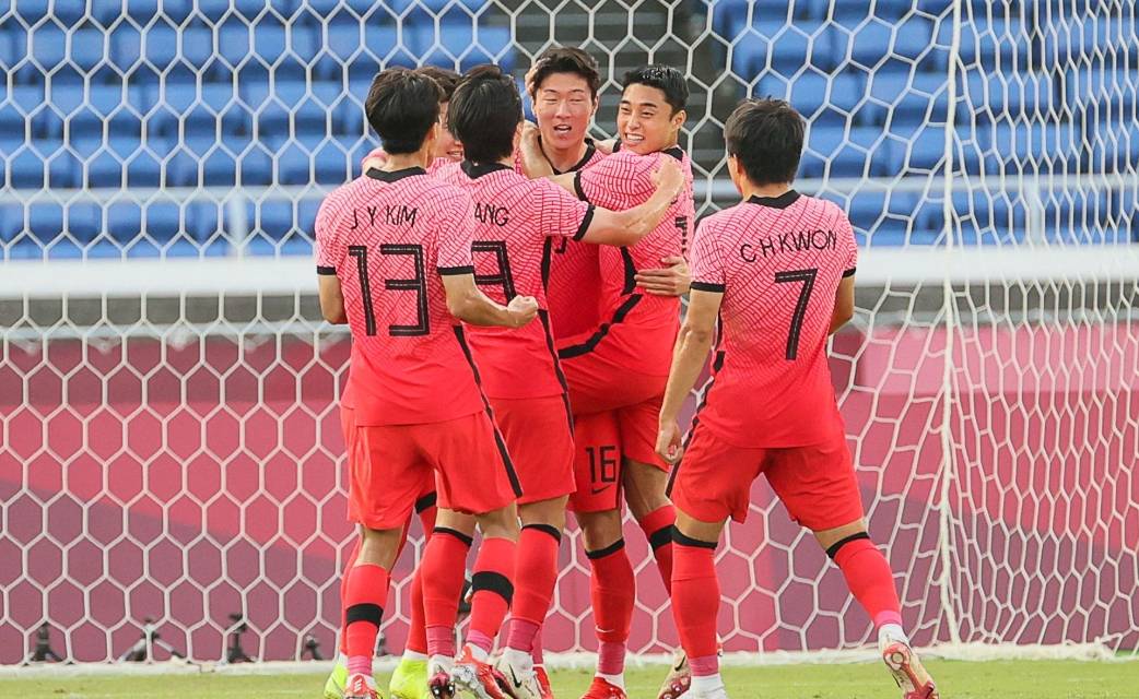 韩国队鏖战日本队，林高远带队取胜