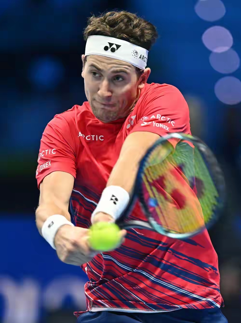 美国网球队爆冷西班牙网球队，兹维列夫制霸全场