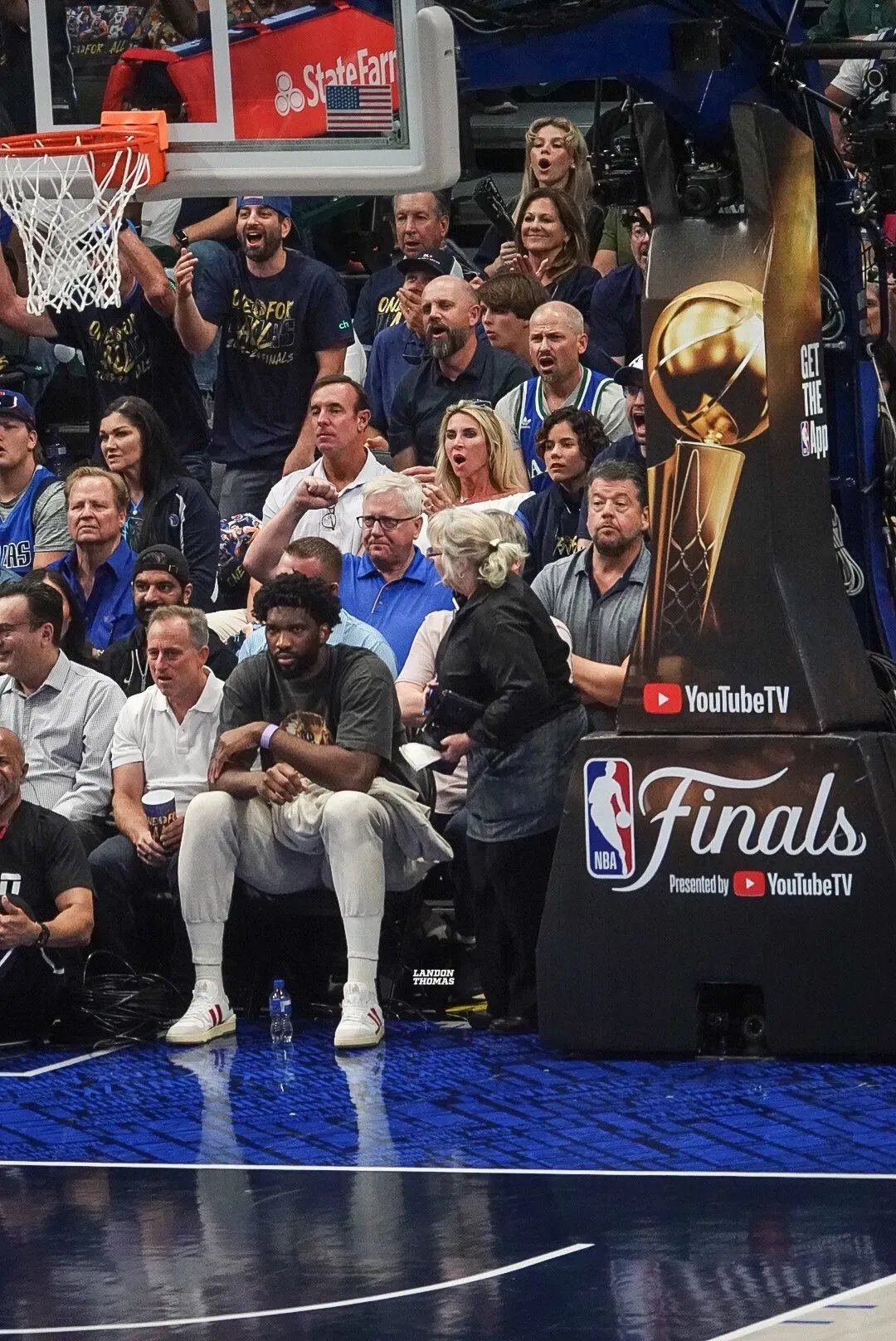 火箭险胜独行侠，恩比德爆发神勇