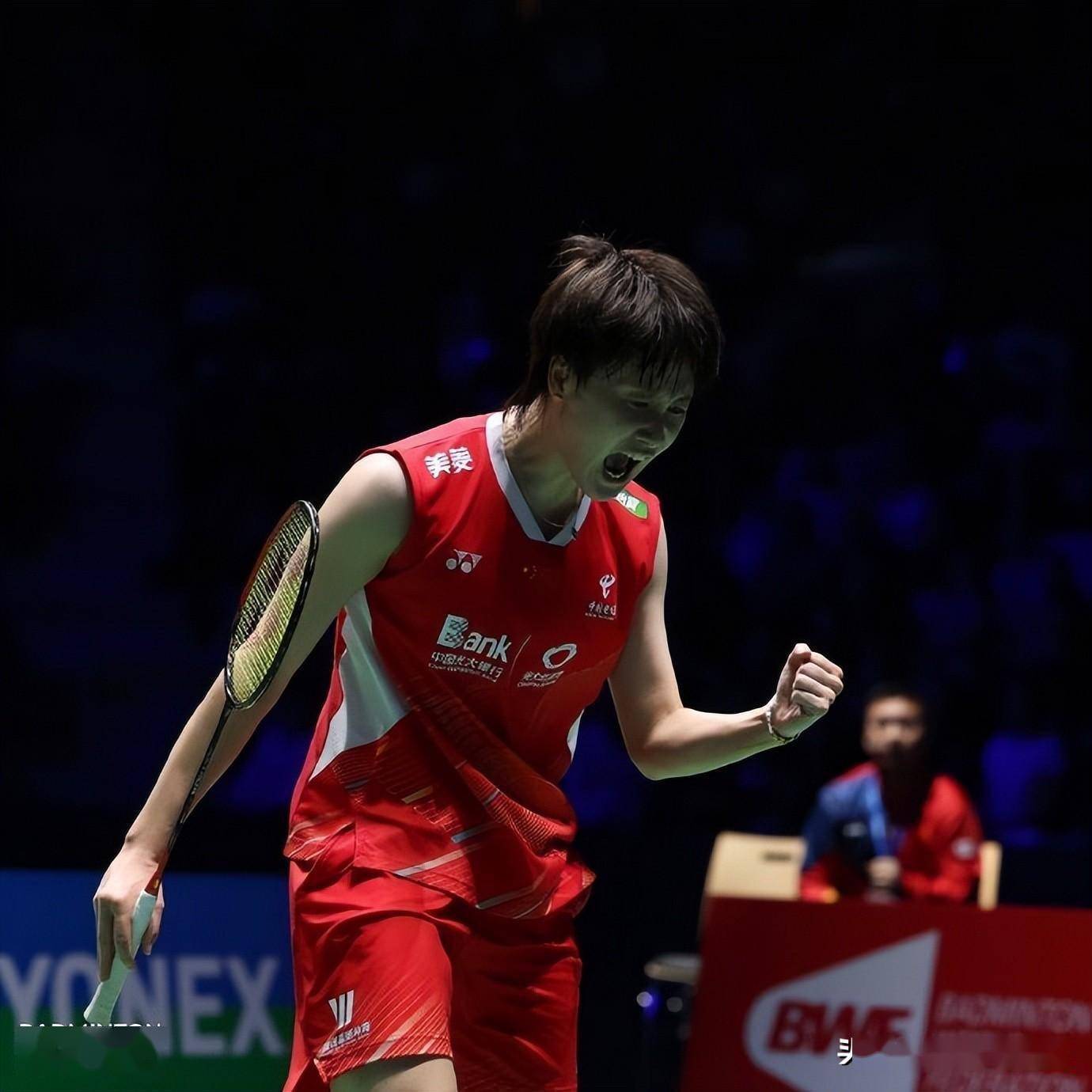 中国队逆转法国队,陈雨菲扛起全队 中国队逆转法国队,陈雨菲扛起全队